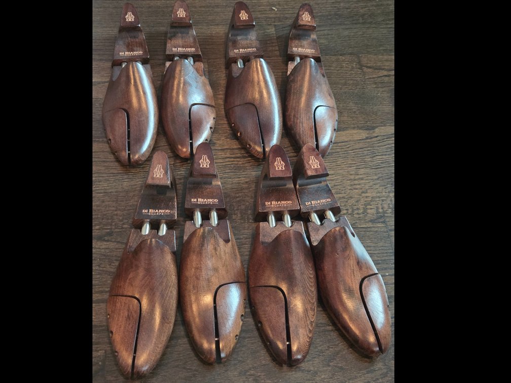 4 pairs Scarpe Di Bianco adjustable wooden shoe trees