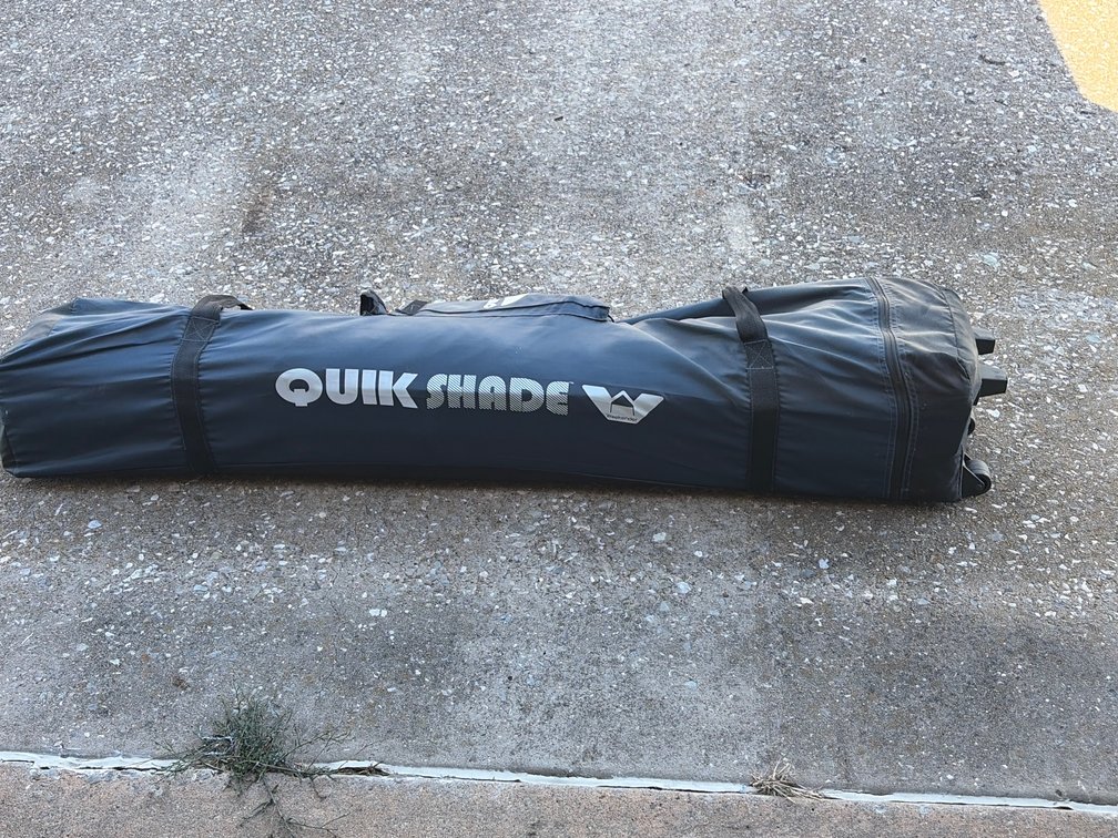 Weekender Quik Shade pop up canopy