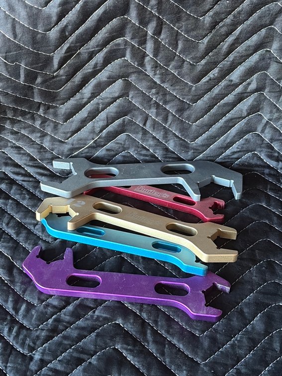 Aluminum wrenches