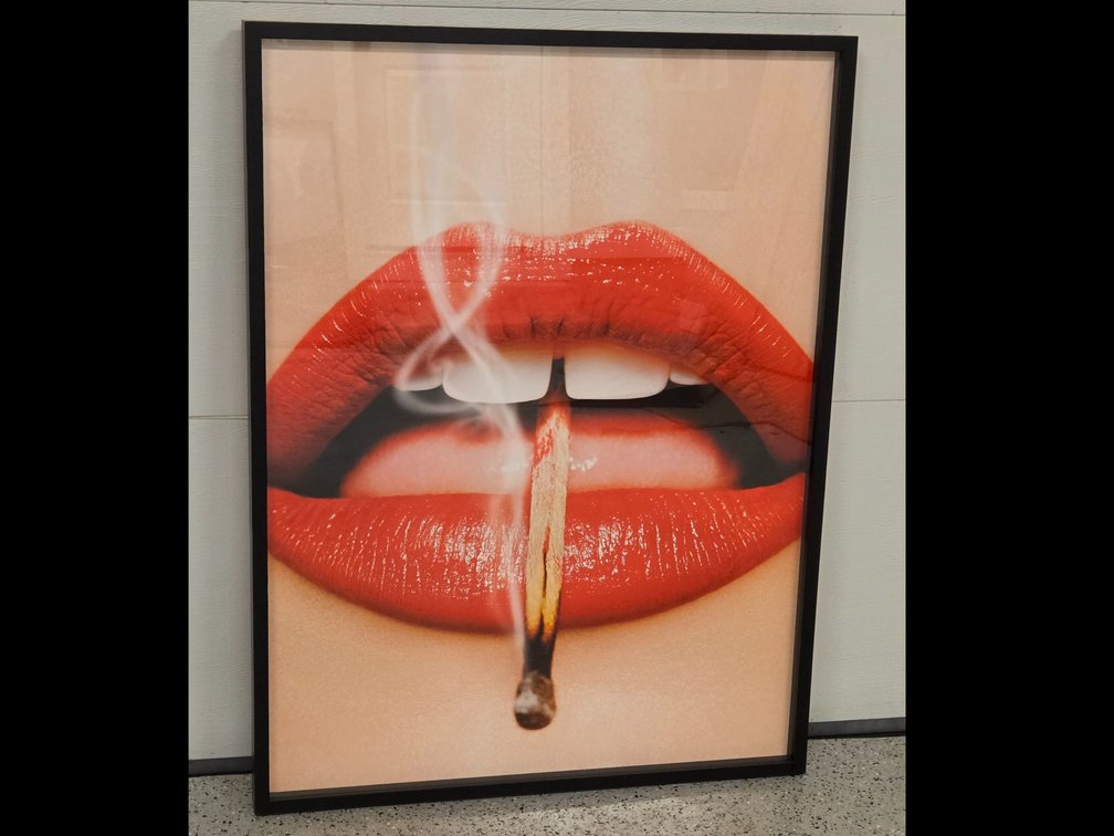 Tony Kelly's "Smoking Lips"