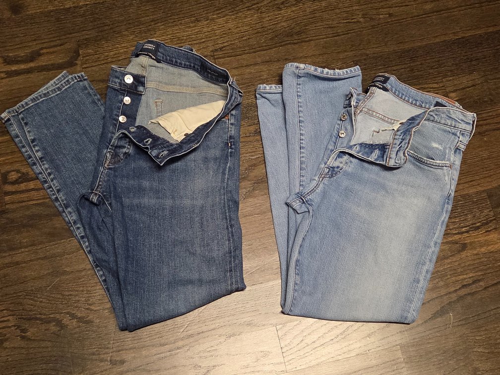 2 Citizens of Humanity size 34 jeans