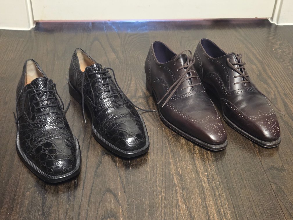 2 pairs Men's size 10 leather dress shoes