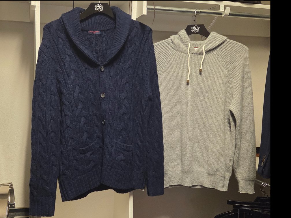 2 Men's size M heavier Sweaters