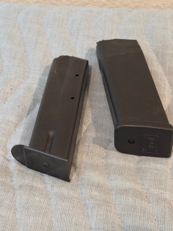 (2) Glock mags