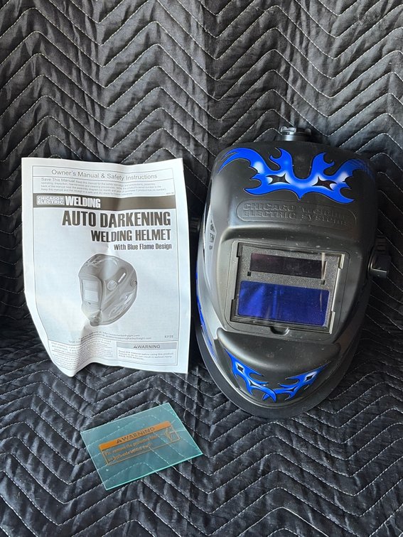 Chicago electric auto darkening welding helmet