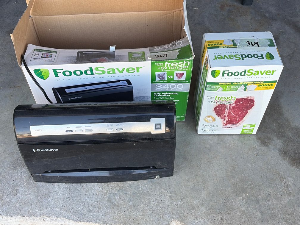Food saver 3400 sealer with extra bags