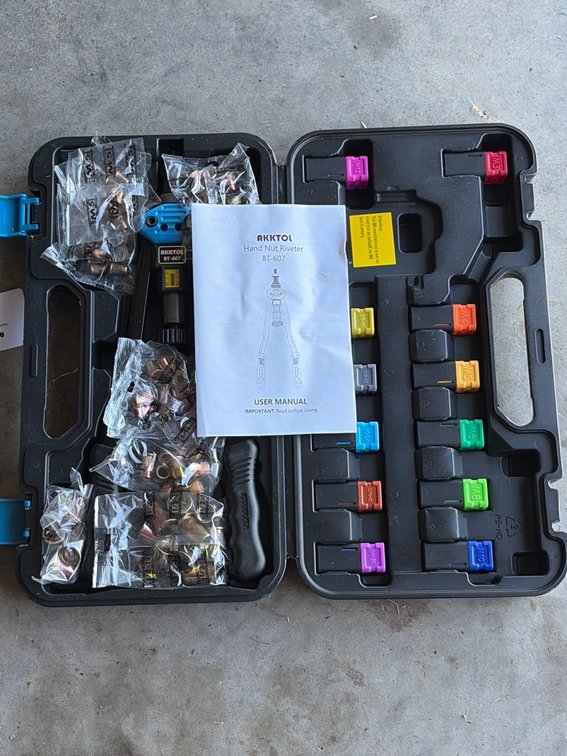 Akktol model BT – 607 hand nut riveter 16 inch kit