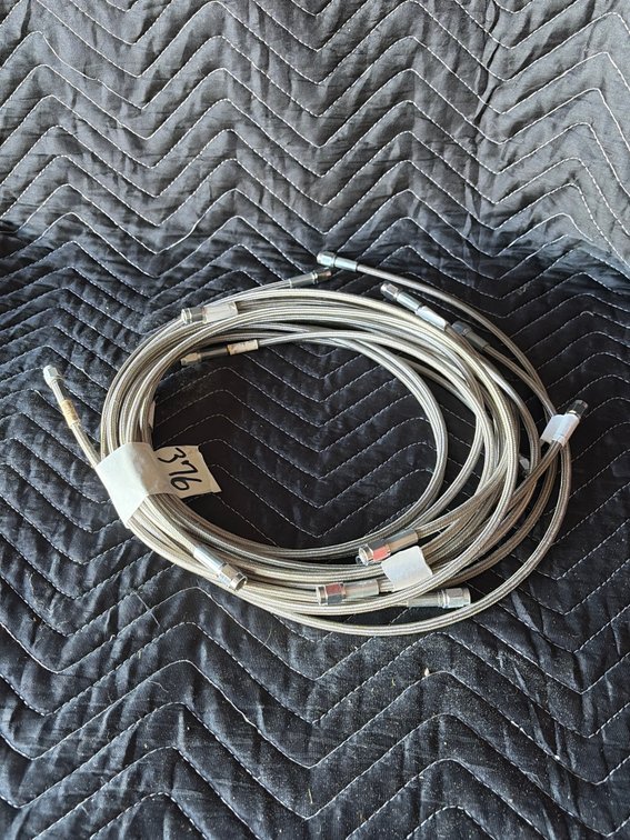 Stainless steel flex hoses