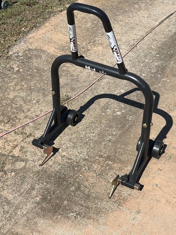 T Rex cycle stand