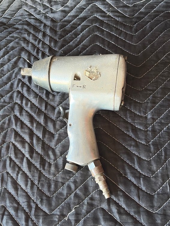 Sanborn model B024–0033 1/2 inch air impact wrench