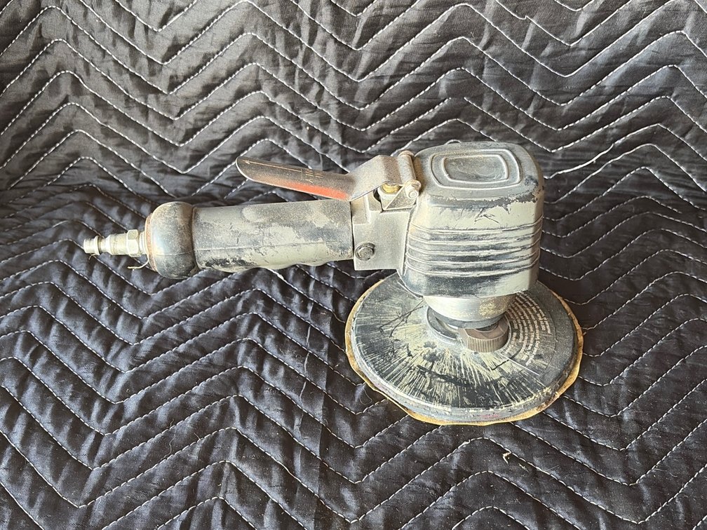 Campbell Hausfeld pneumatic sander