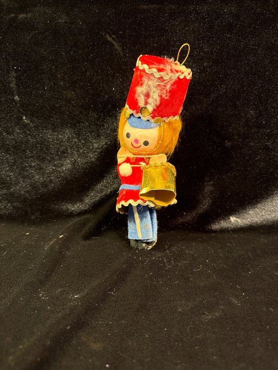 vintage 1960s flocked toy soldier drummer ornament