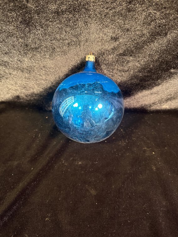 Large blue ornament