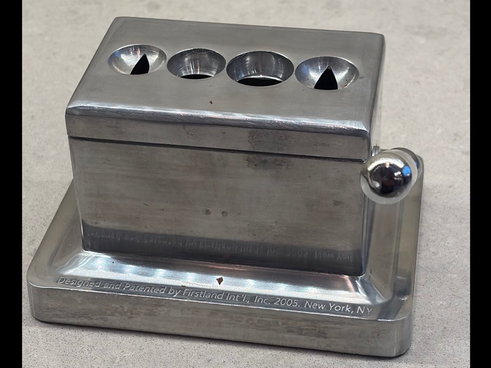 Firstland international custom CHAI tabletop four slot cigar cutter