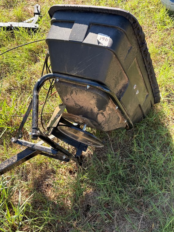 tow hitch mounted spreader