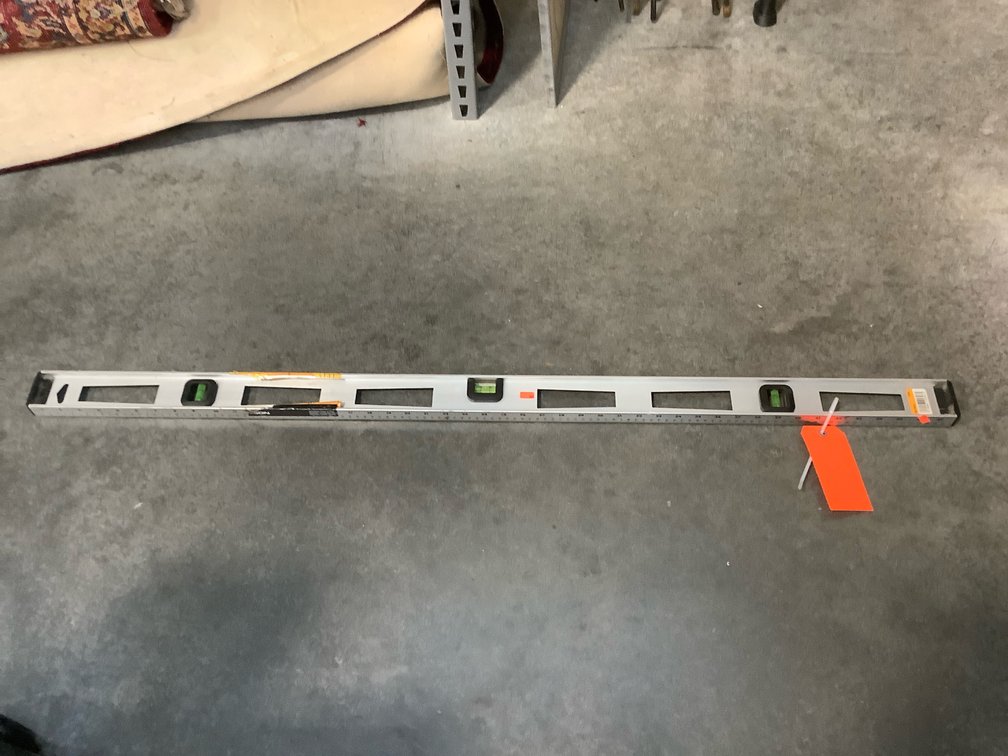 4 foot level/measuring tool
