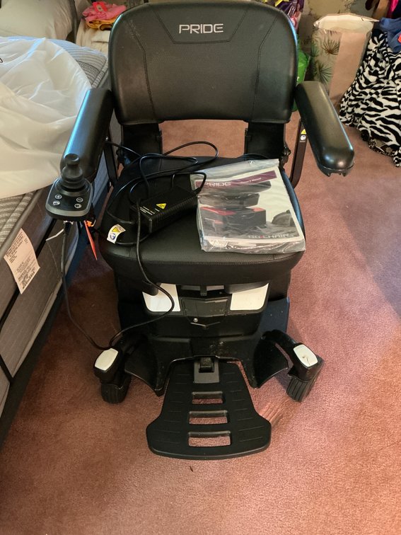 Pride battery powered mobility chair-Has charging cord. Master bedroom