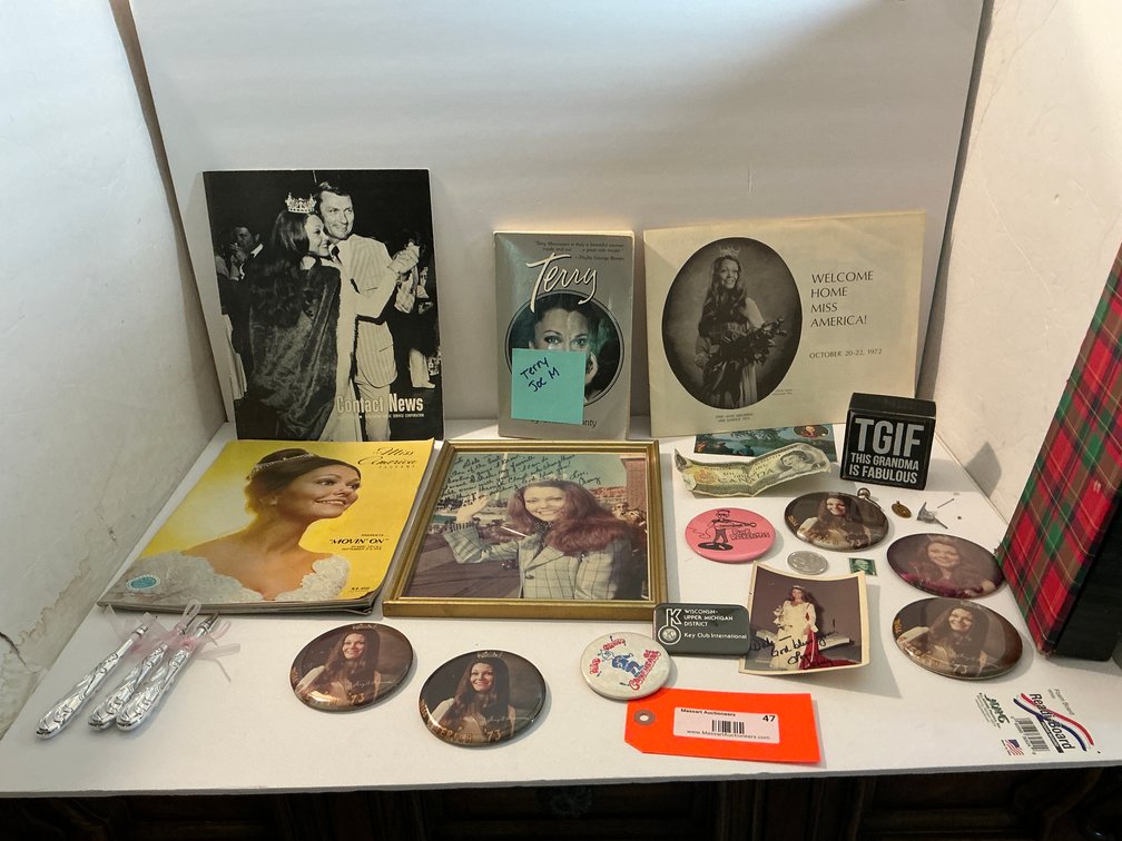 Pins, foreign currency & assorted -Master bedroom