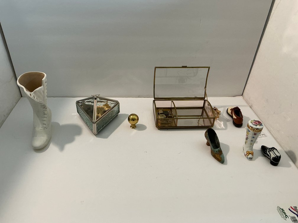 Small mirrored hinged top boxes & assorted -Master bedroom
