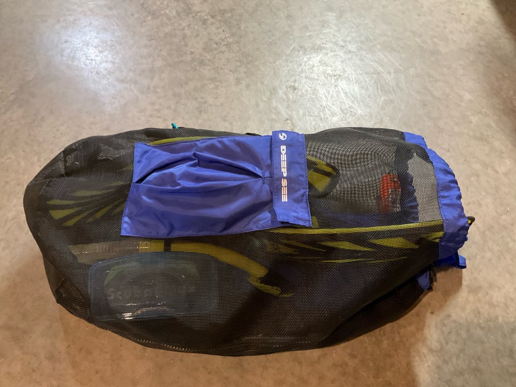 Snorkeling related gear with bag-Basement