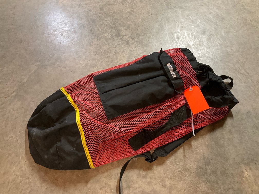 Swim fins with mesh bag-Basement