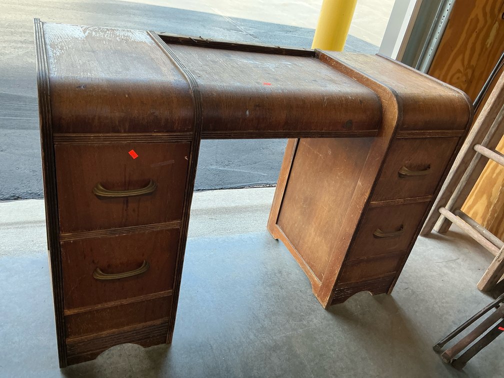 Double vanity 44x18x30”