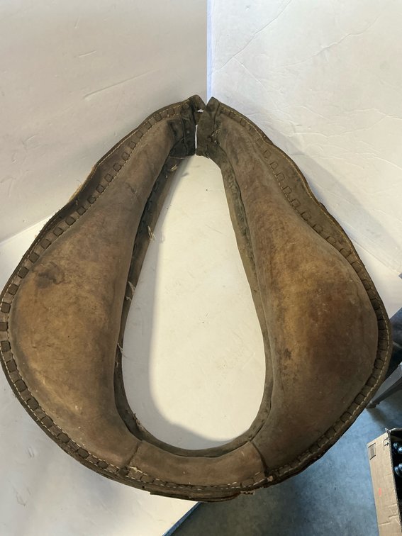 Horse collar