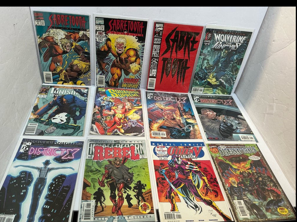 Assorted Marvel comic books