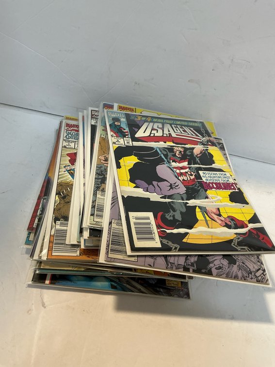 Assorted Marvel comic books