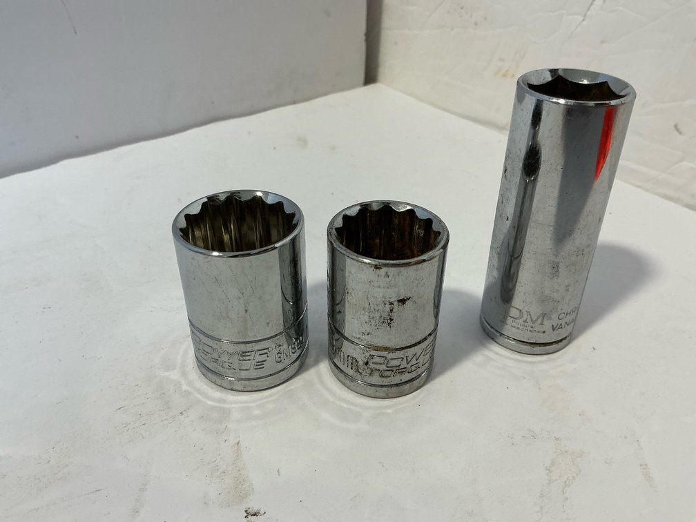 Metric sockets