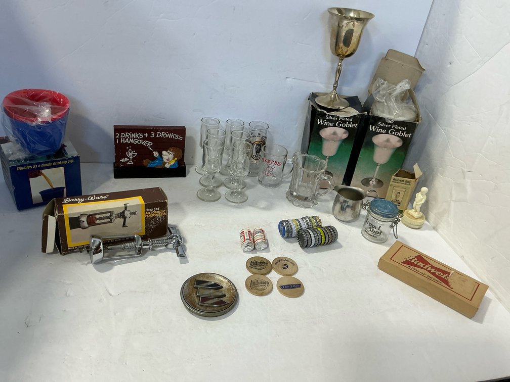 Wine goblet, shot glasses & assorted