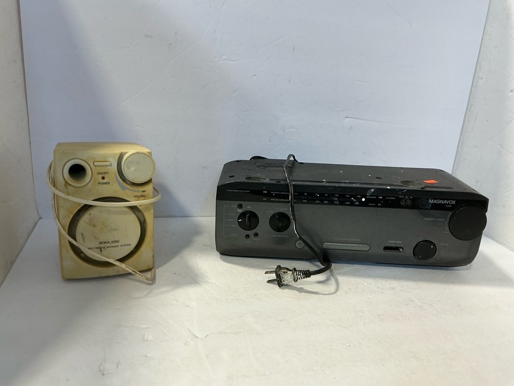 2 band stereo clock radio & multi media speaker system