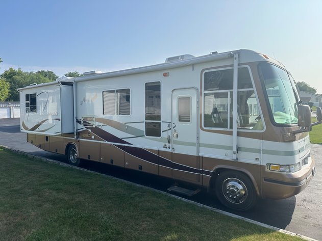 Image for 2000 Intruder Motorhome