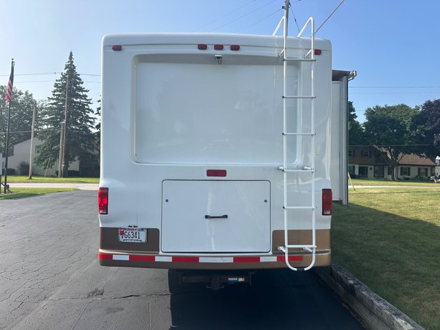 Image for 2000 Intruder Motorhome