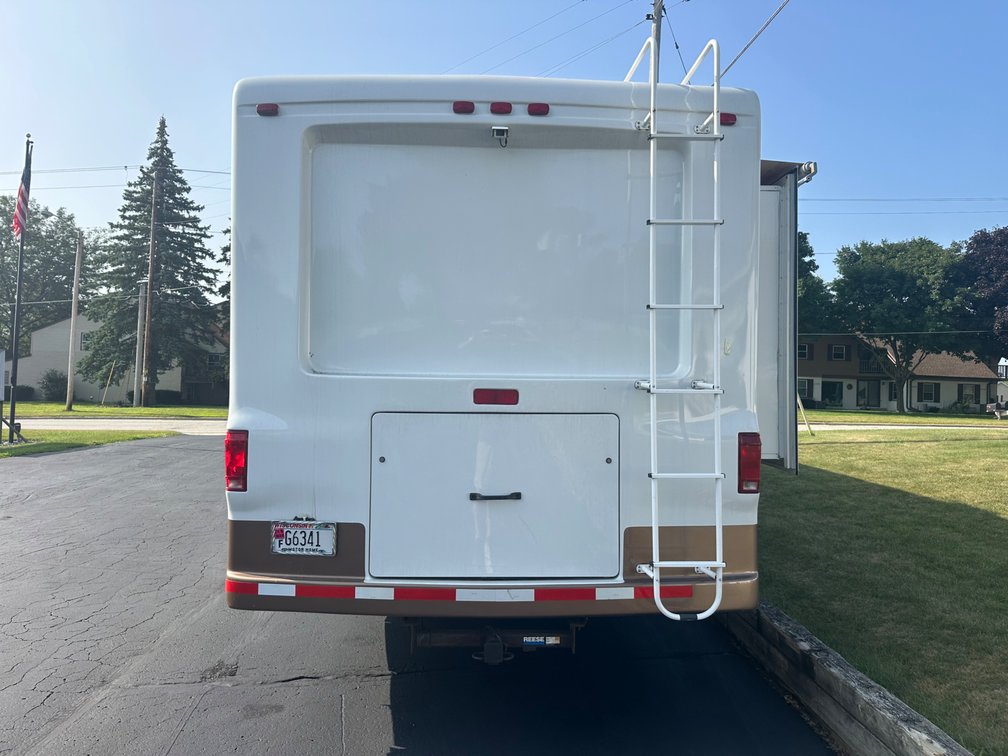 Image for 2000 Intruder Motorhome