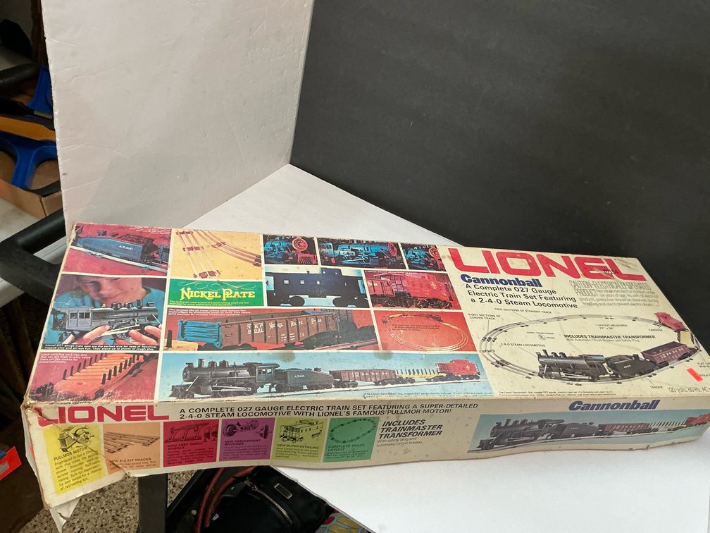 Lionel cannonball 027 gauge electric chain set