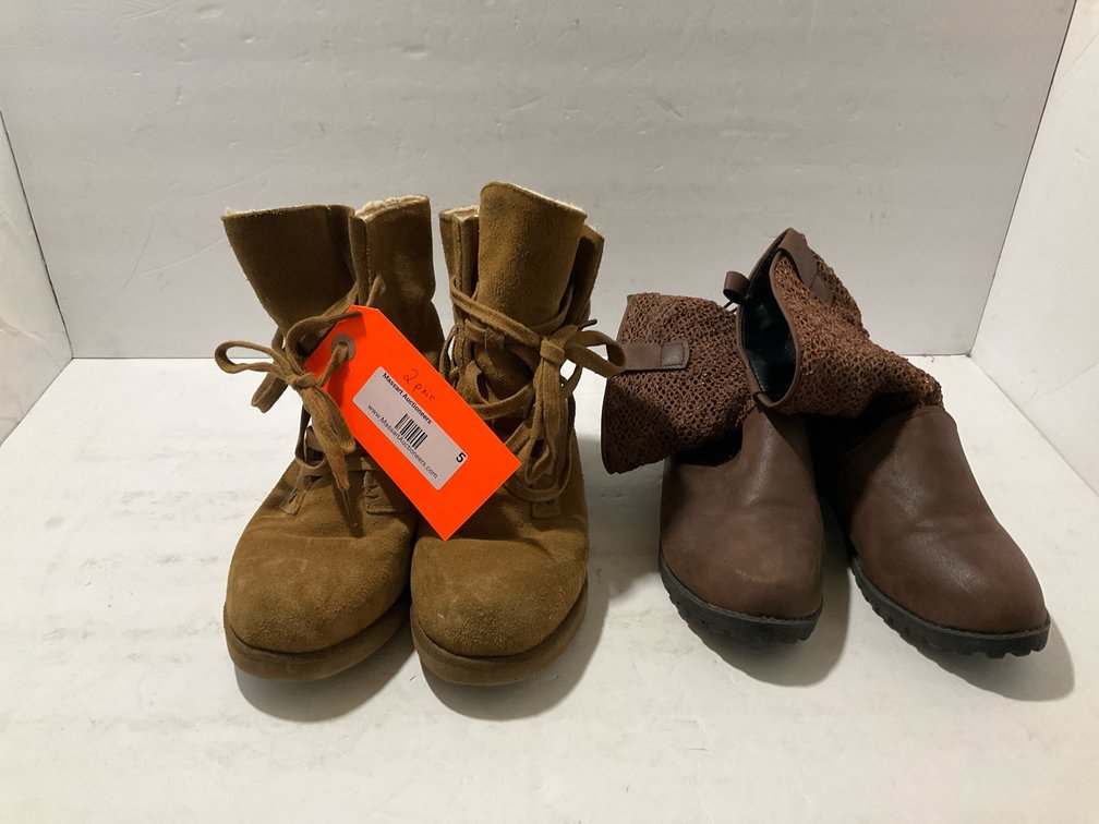2 pairs of Bearpaw wedge & fashion ankle boots