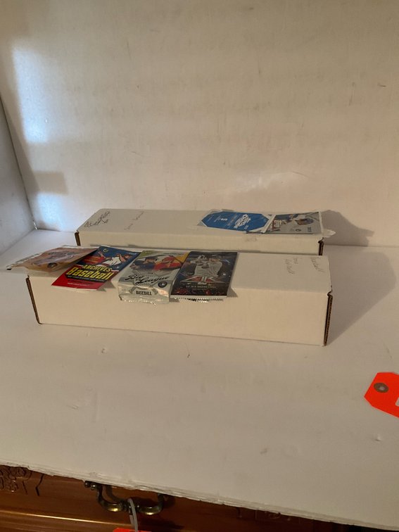 2 boxes of Topps & assorted baseball trading cards