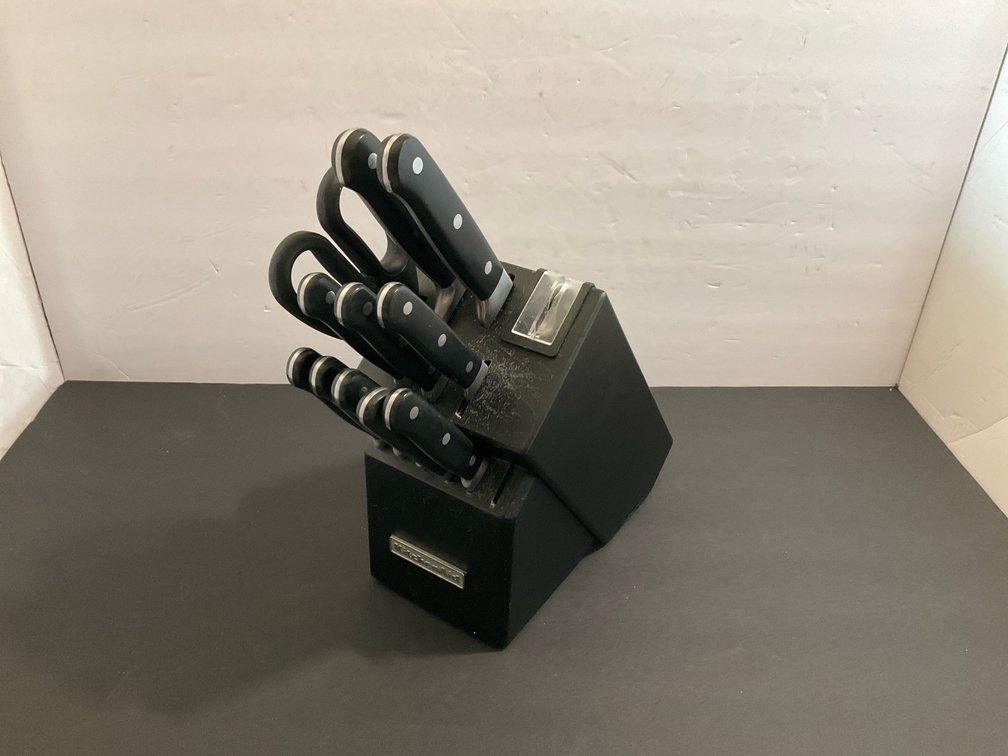 KitchenAid knife block set