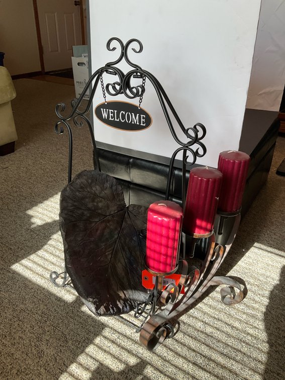 Welcome floor candelabra, 3 pillar candles & leaf plaque