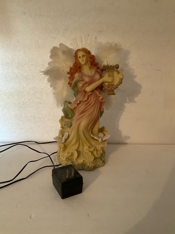 Fiber optic angel figurine with lyre