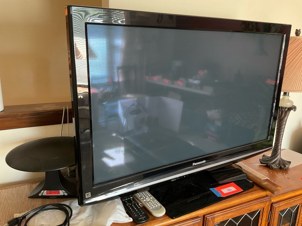 Panasonic 41" plasma TV with RadioShack antenna & remotes