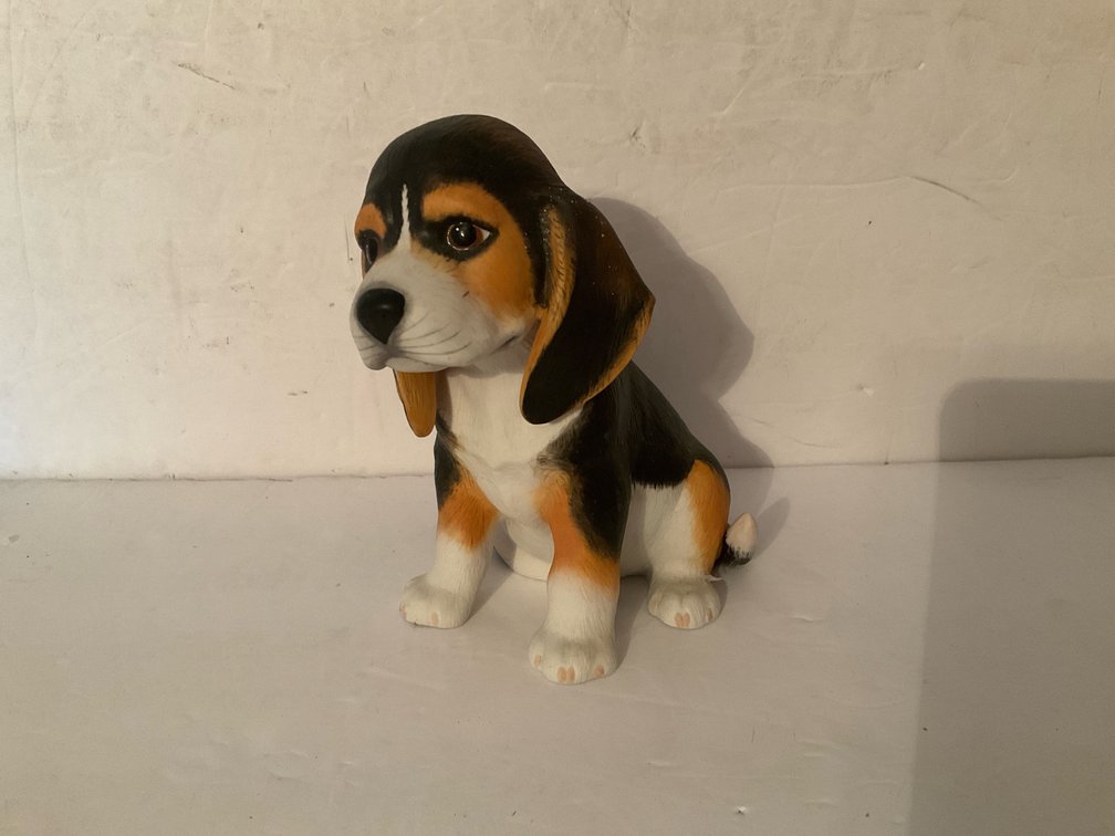 Lenox fine porcelain beagle puppy figurine, 6 in