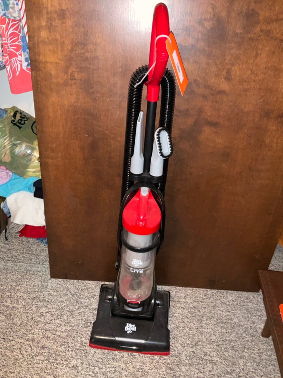 Dirt Devil Endura Lite upright vacuum