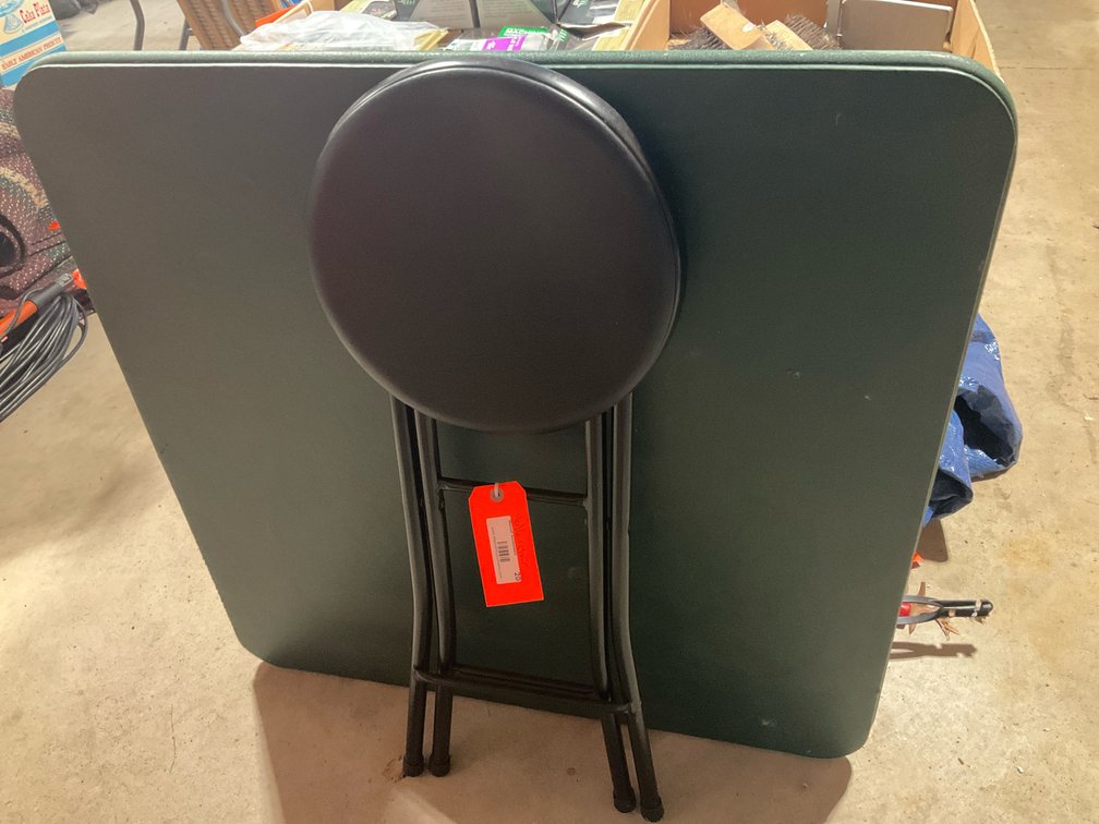 Green folding table & black folding stool
