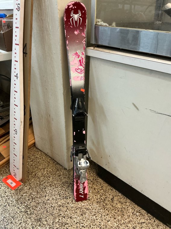 Pair of Sammy T downhill skis with bindings