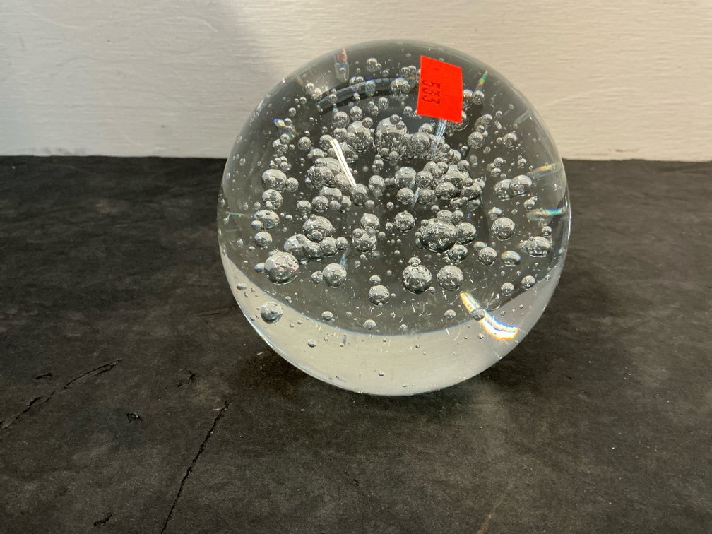 Clear glass controlled bubble paperweight