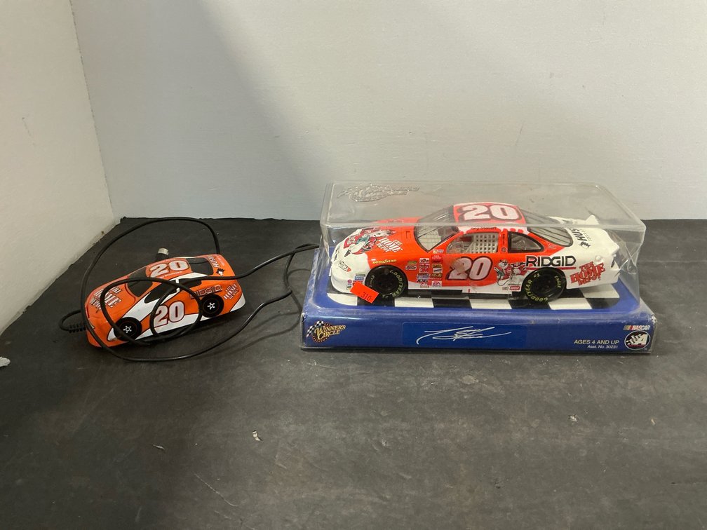 Tony Stewart #20 NASCAR die-cast car & computer mouse