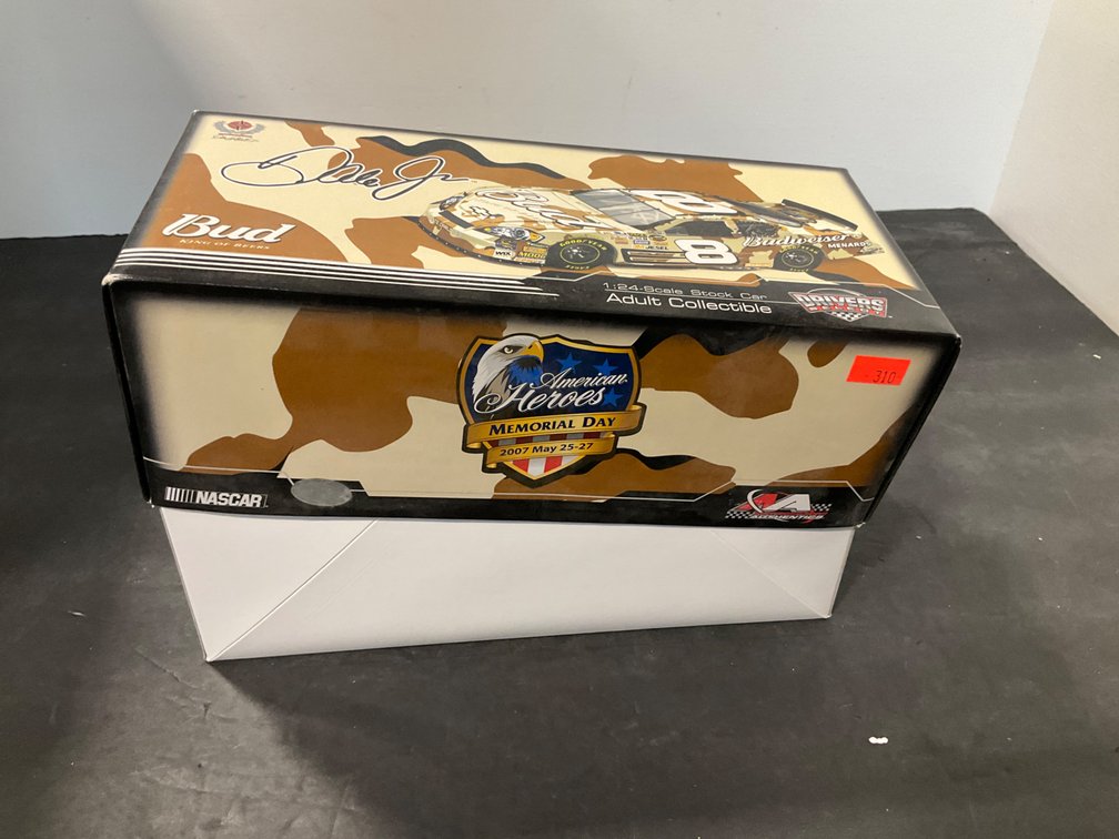 Motorsports Authentics Dale Earnhardt Jr. #8 1:24 diecast car