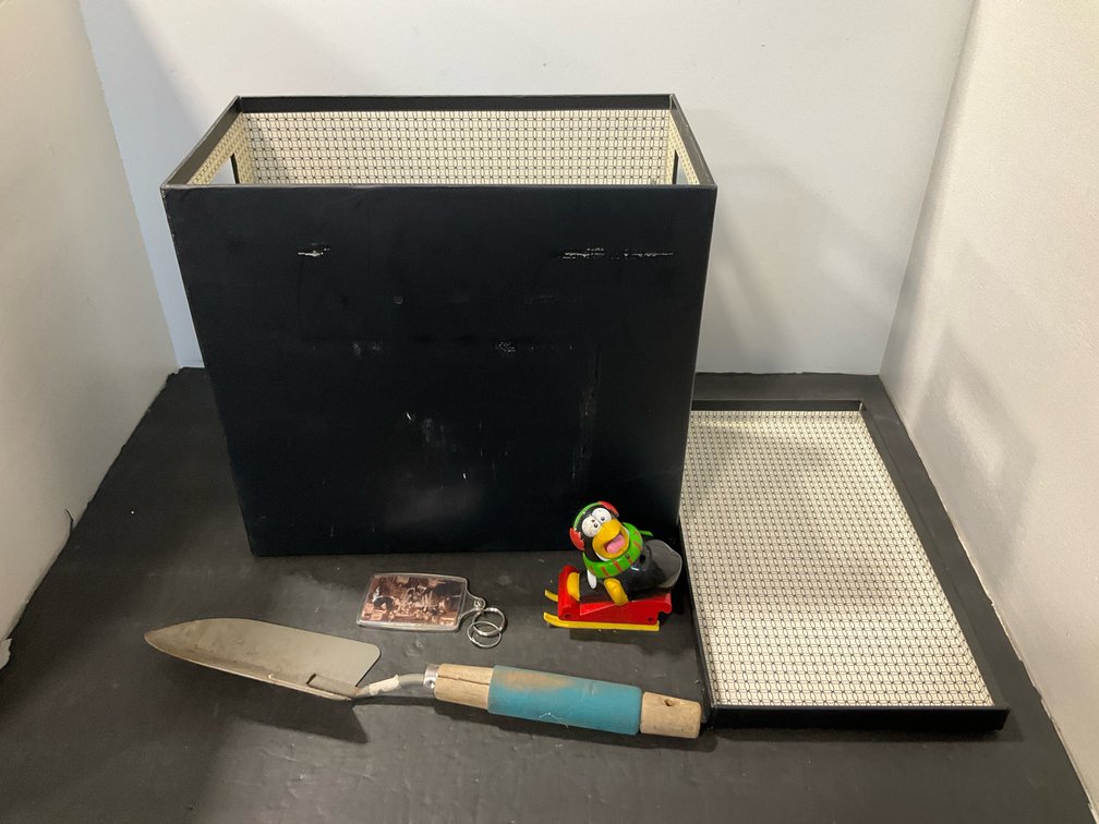 Covered box & graduation related items